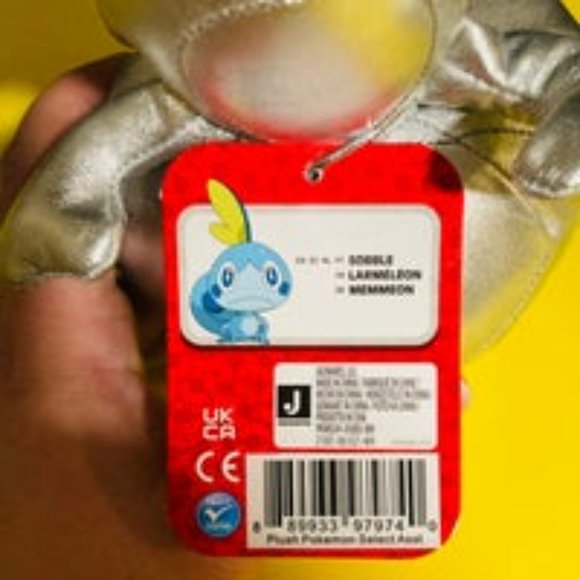 Pokemon 25th Edition Sobble Silver Plush - Picture 4 of 4
